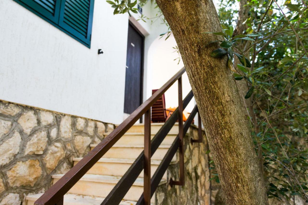 Holiday Home Laurea Supetar Exterior foto